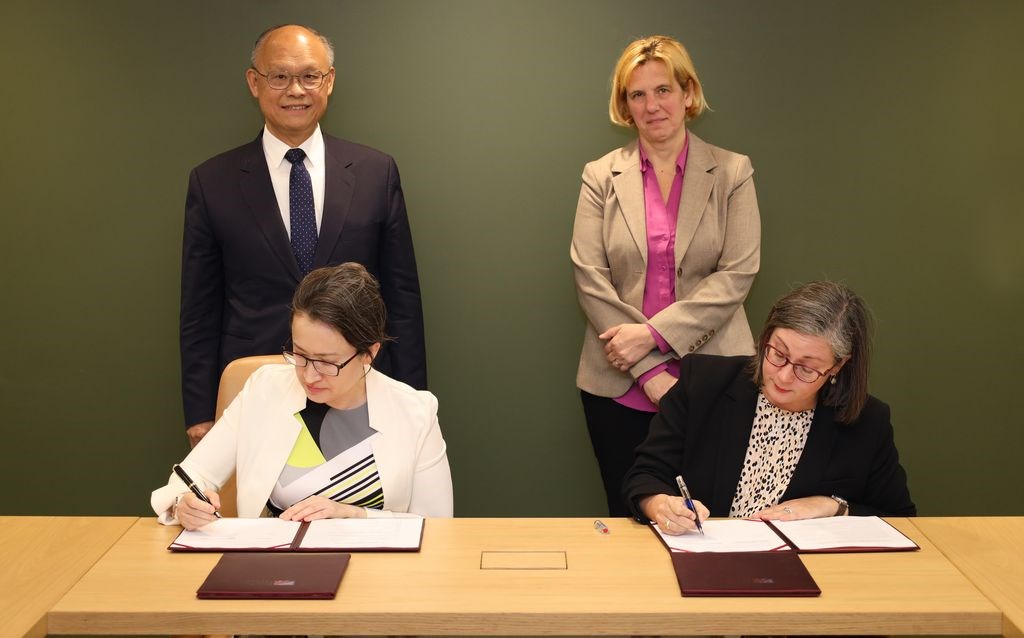 U.S. And Taiwan Sign First Agreement Under 21st Century Trade Initiative